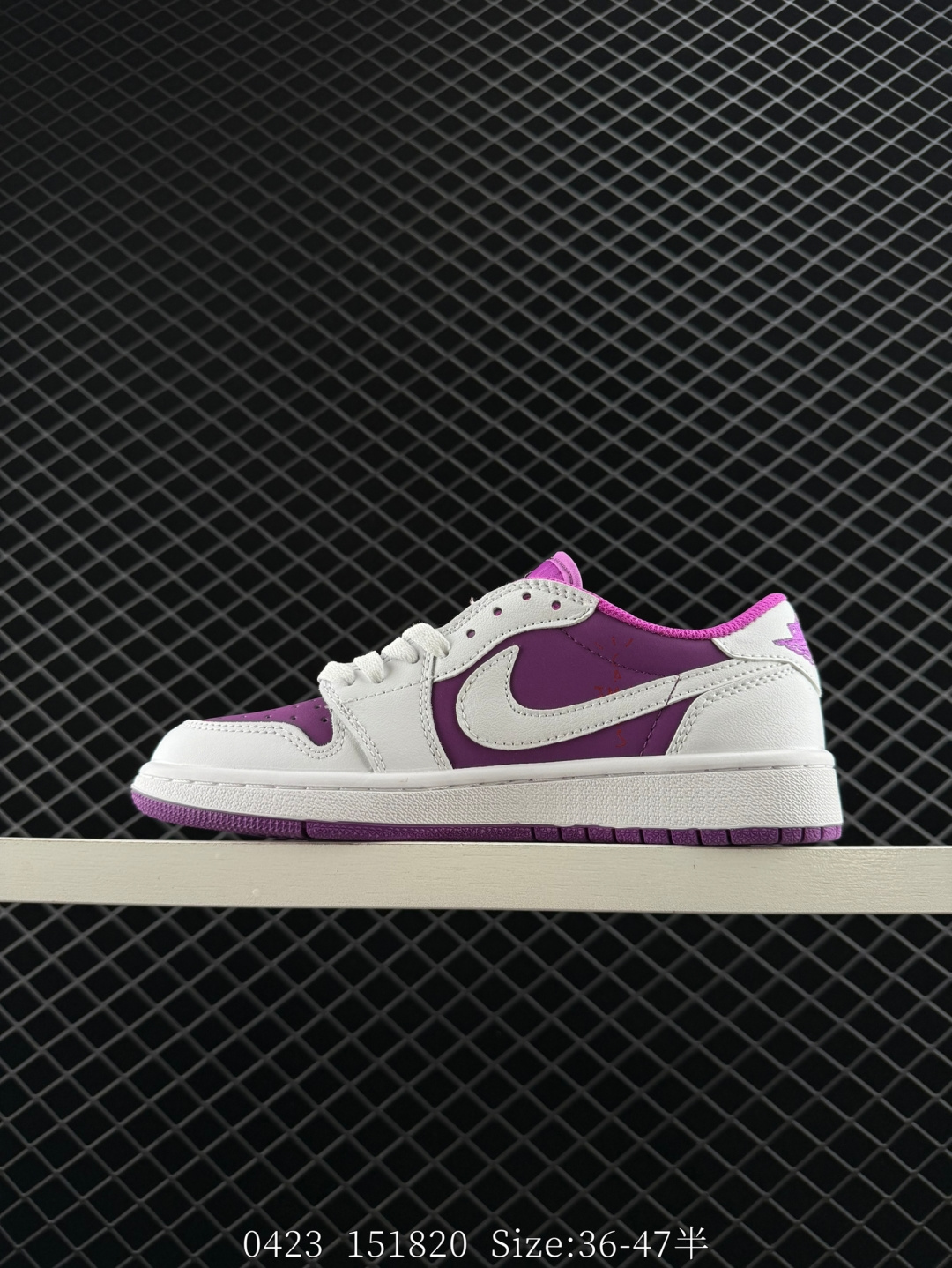 Travis Scott x Air Jordan 1 ” Reverse Mocha “